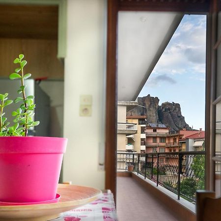 カランバカMeteora Family Houseアパートメント エクステリア 写真